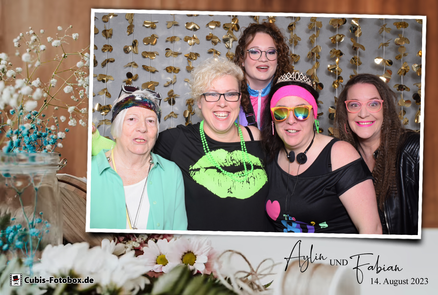 Fotobox mieten für Hochzeiten in Nonnweiler – moderne Selfiebox mit Sofortdruck und digitaler Galerie