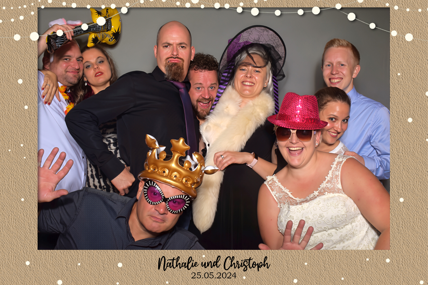 Fotobox mieten für Hochzeiten in Primsweiler–Schmelz stilvolle Selfiebox mit Sofortdruck und digitaler Galerie