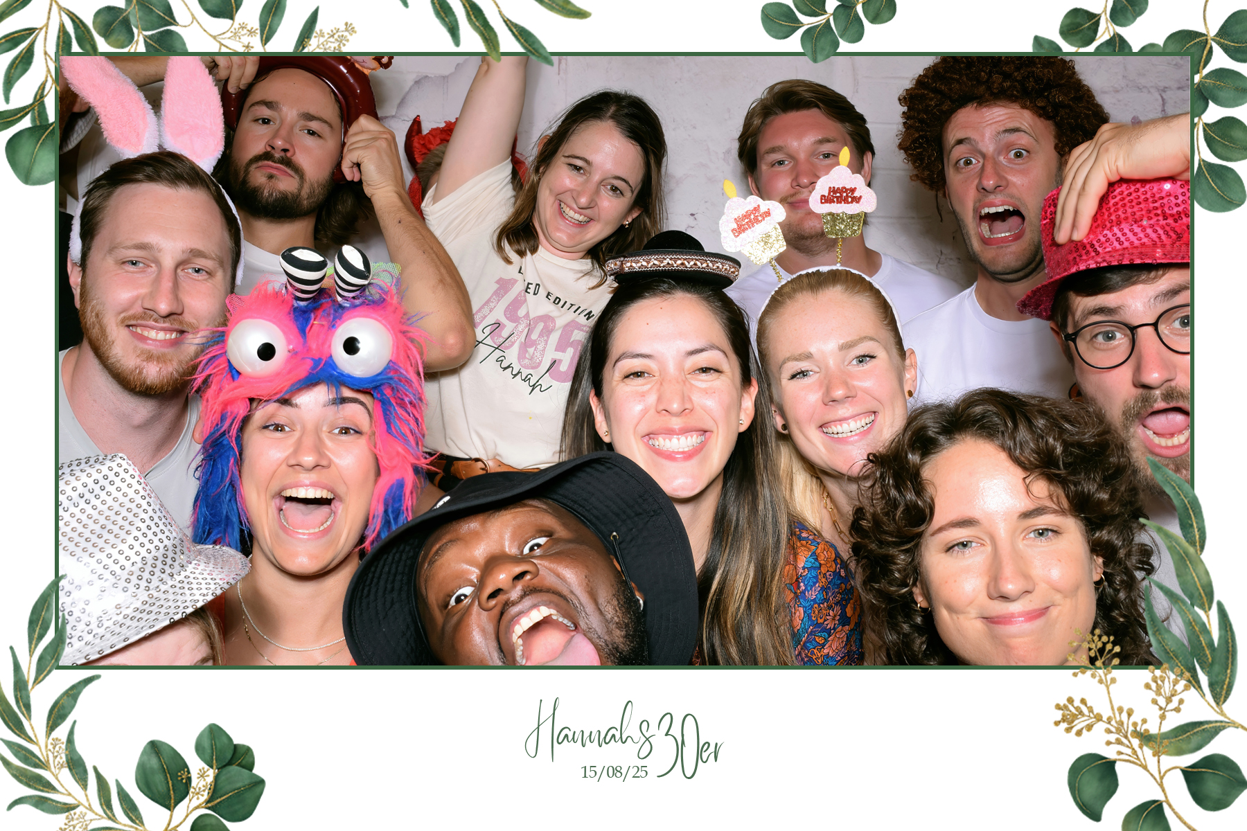 Momente voller Lachen beim 30. Geburtstag mit der Cubis-Fotobox im Saarland